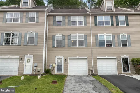320 Andrew Circle, Coatesville, PA MLS: PACT2098174