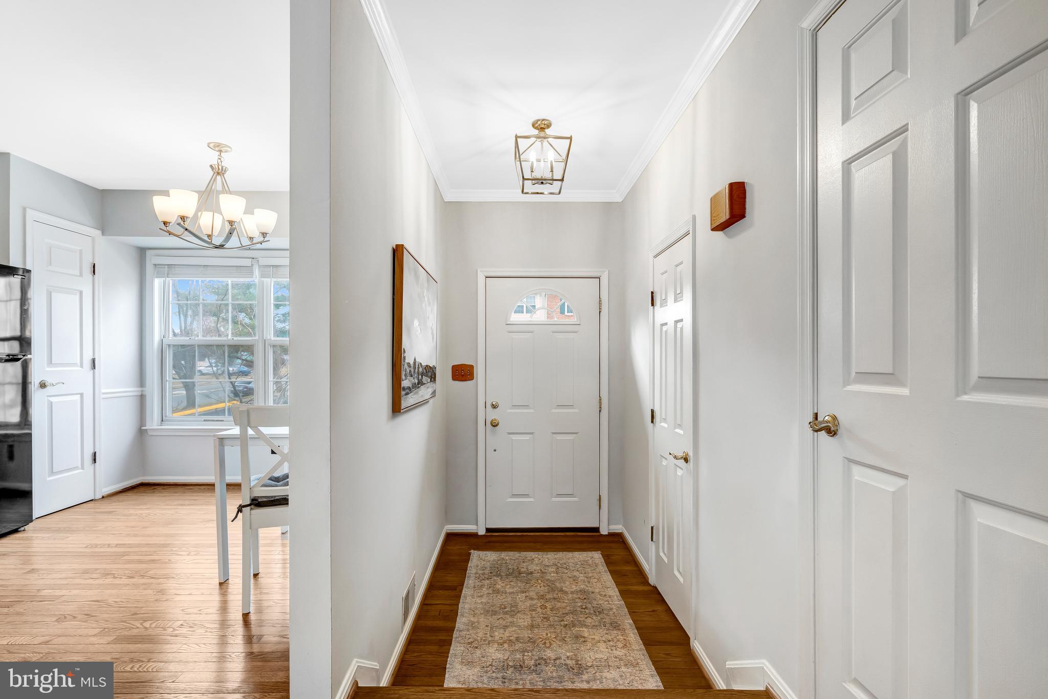 8600 SANDERLING DRIVE