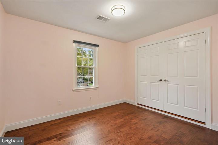 IDYLWOOD COURT - Residential Lease