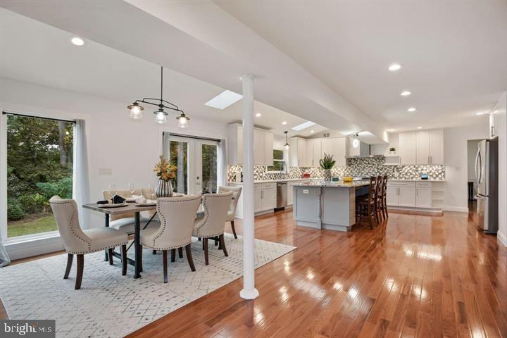 IDYLWOOD COURT - Residential Lease