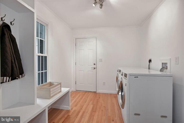 IDYLWOOD COURT - Residential Lease