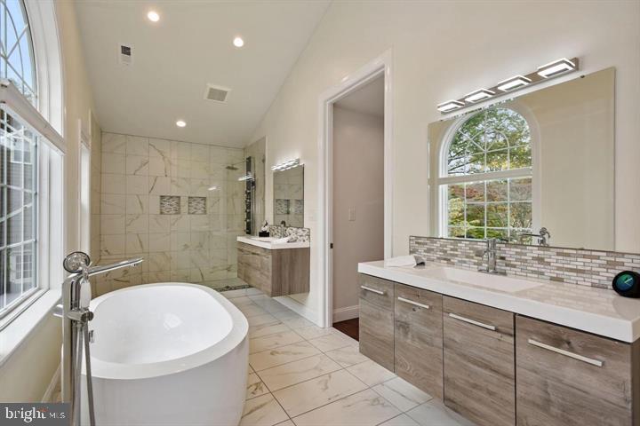 IDYLWOOD COURT - Residential Lease