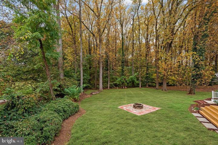 IDYLWOOD COURT - Residential Lease