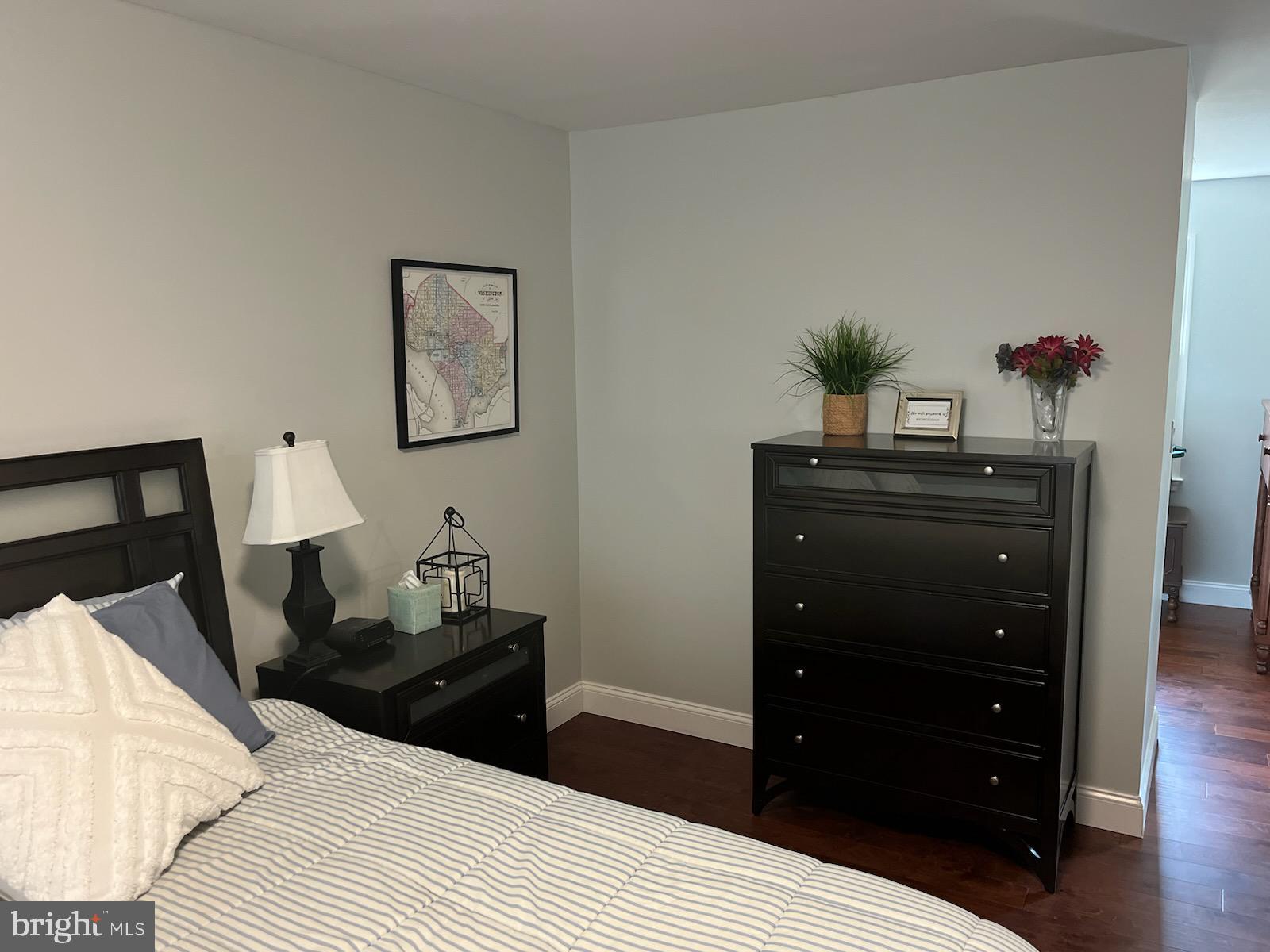 IDYLWOOD COURT - Residential Lease