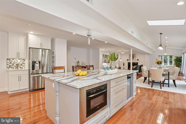 IDYLWOOD COURT - Residential Lease