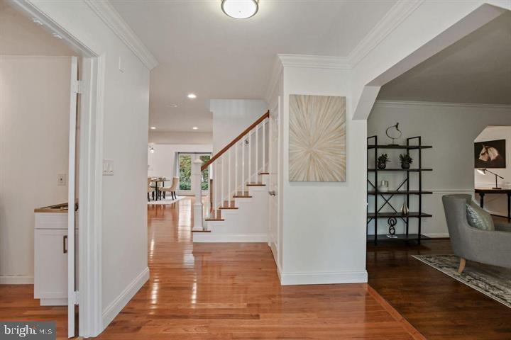 IDYLWOOD COURT - Residential Lease