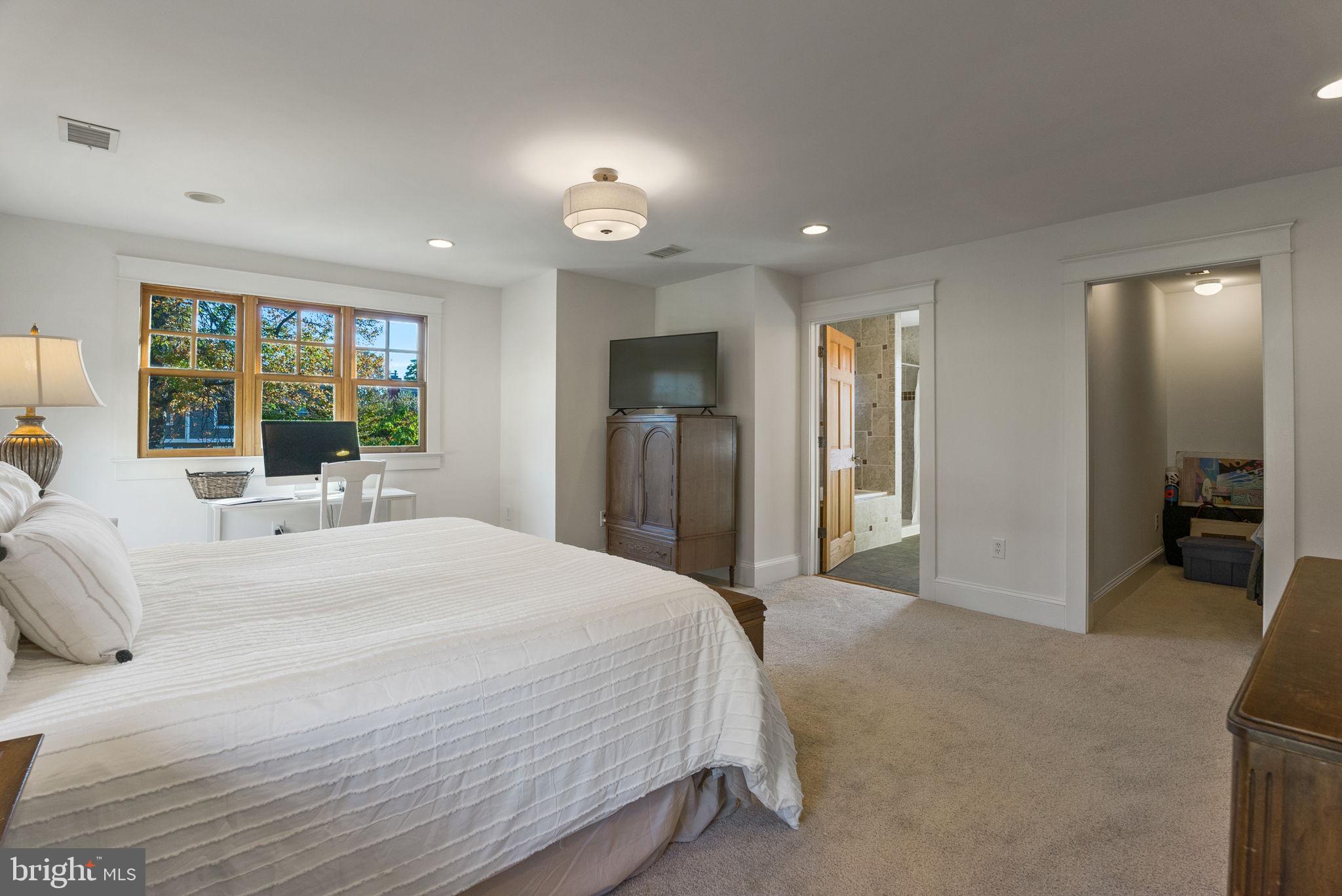 BRADDOCK HEIGHTS - Residential