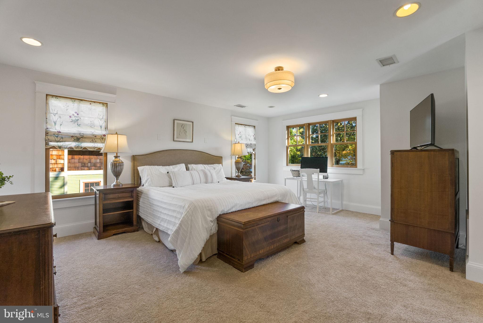 BRADDOCK HEIGHTS - Residential