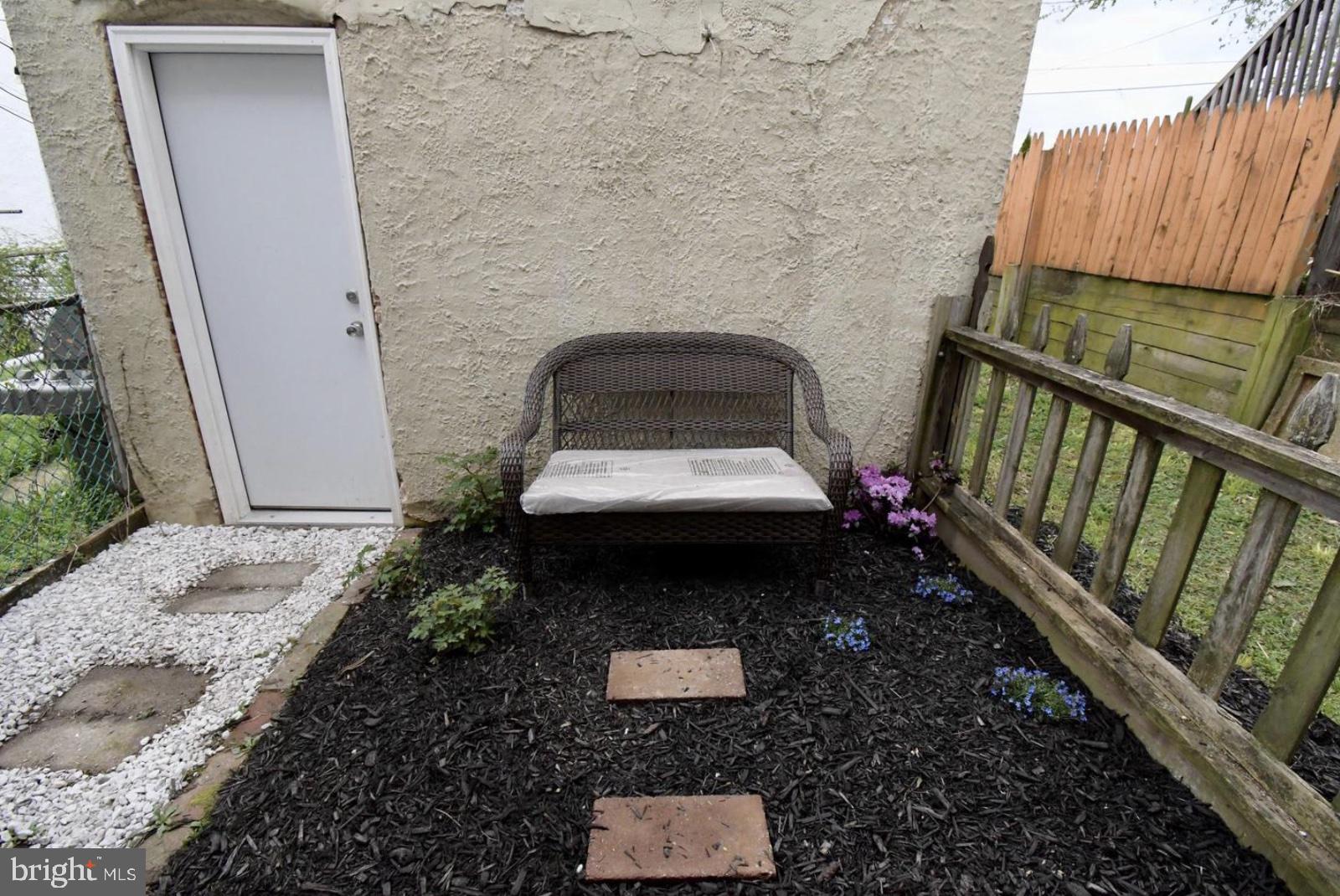 HAMPDEN HISTORIC DISTRICT - Residential Lease