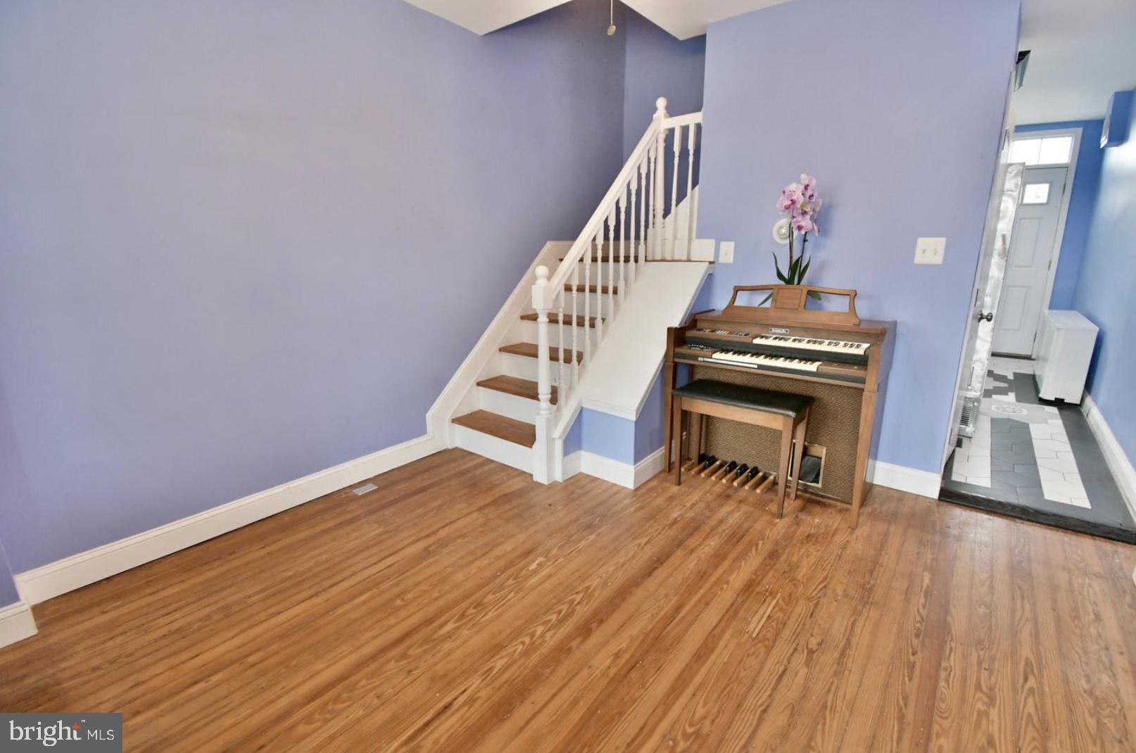 HAMPDEN HISTORIC DISTRICT - Residential Lease