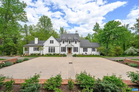 2440 North Dogwood Ln, Charlottesville, VA 22901 - MLS#: 661393