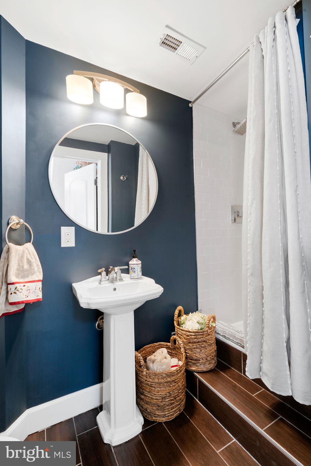 MANAYUNK - Residential