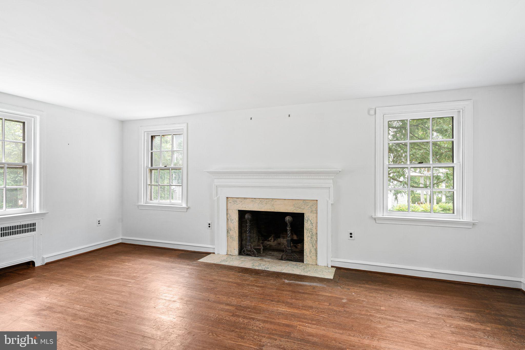 1210 YARMOUTH ROAD