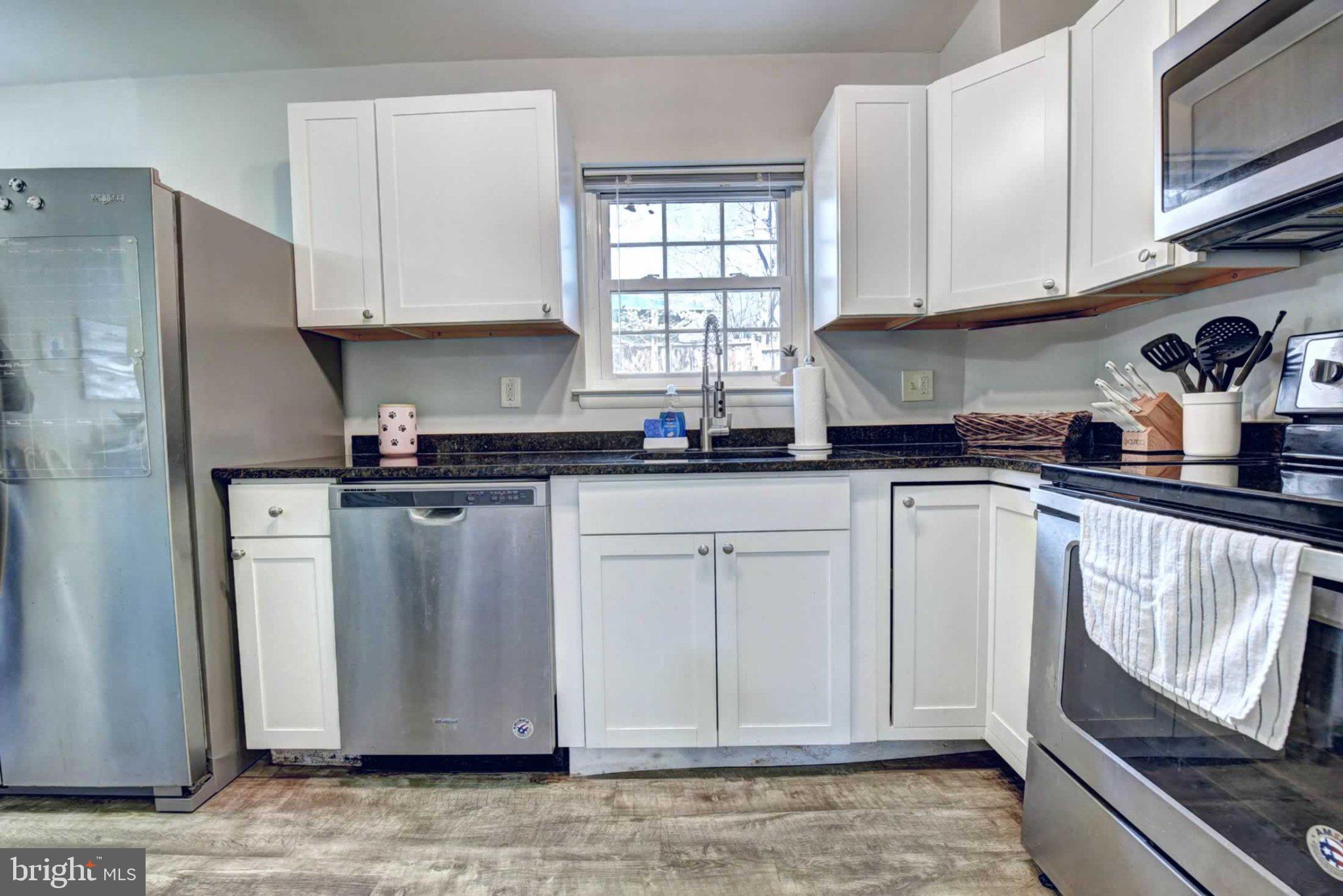 RESTON - Residential