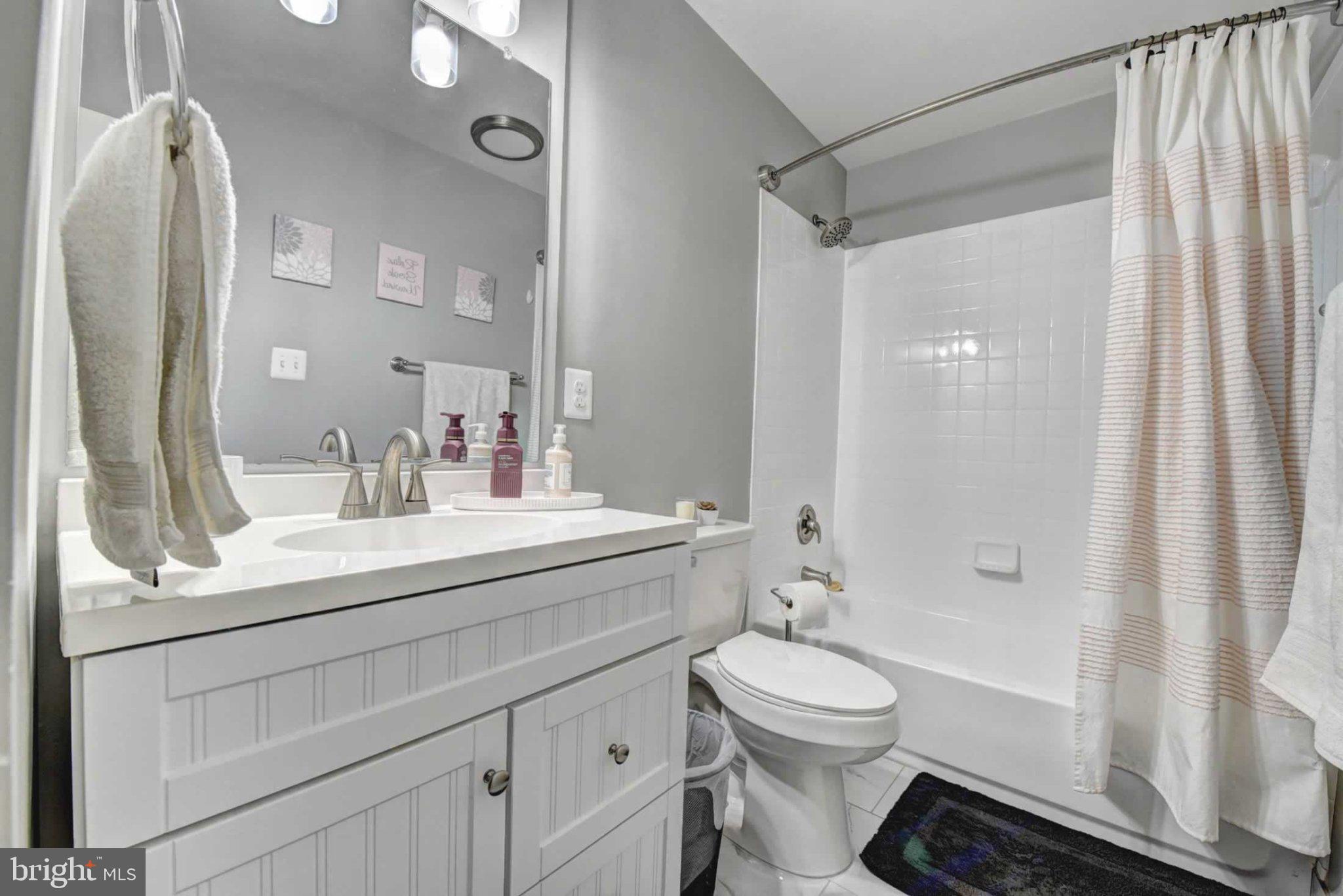 RESTON - Residential