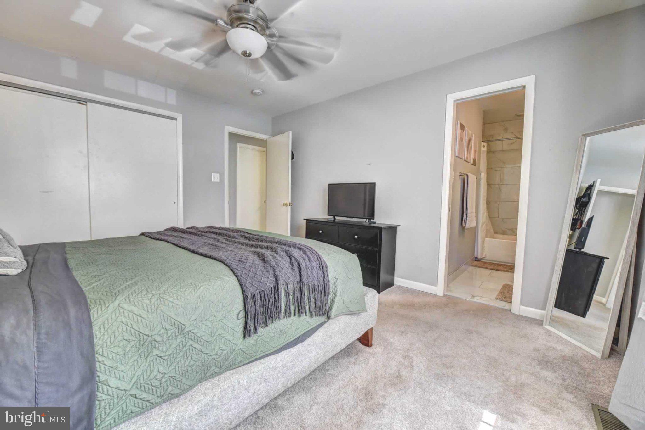 RESTON - Residential