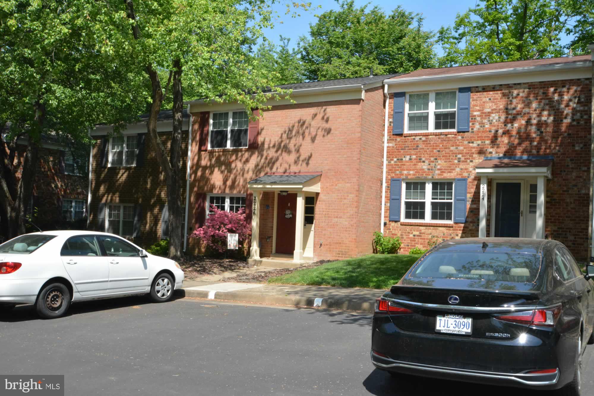 RESTON - Residential