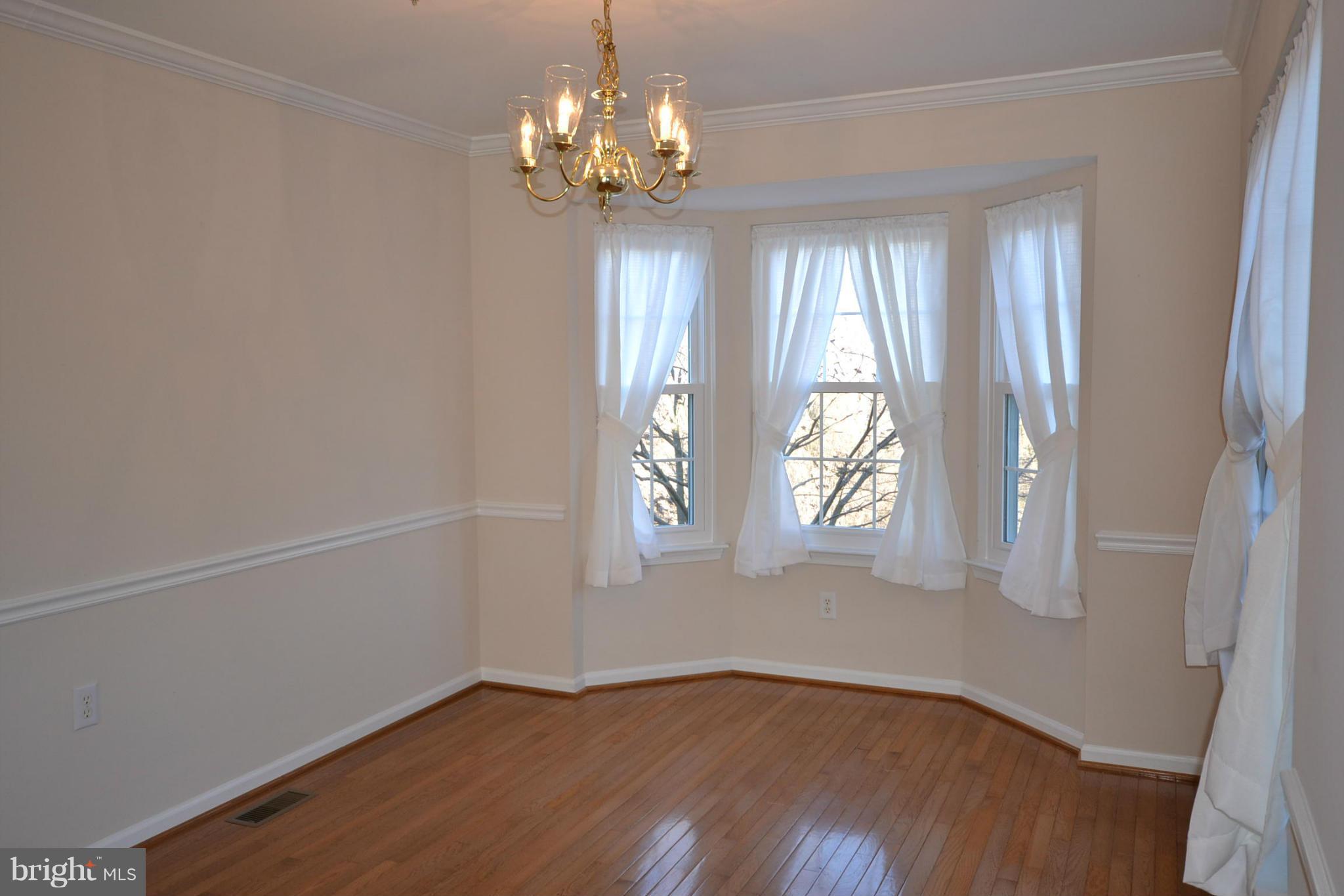 TUSCARORA KNOLLS - Residential Lease