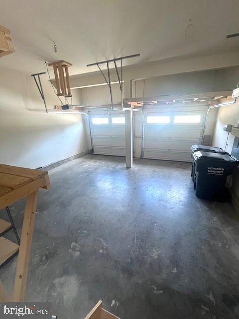 THE WOODS AT MYRTLE POINT - Residential Lease