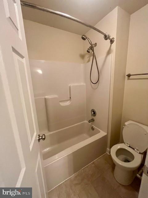 THE WOODS AT MYRTLE POINT - Residential Lease