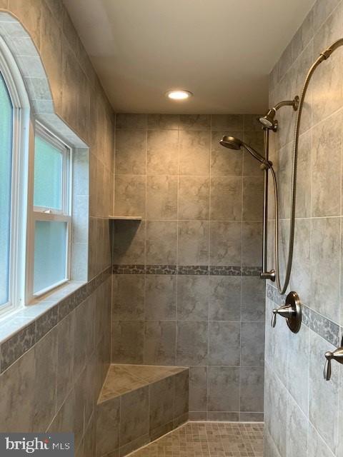 THE WOODS AT MYRTLE POINT - Residential Lease