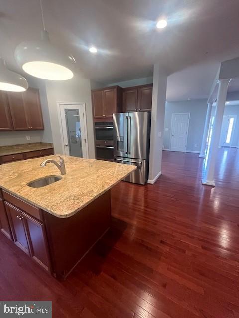 THE WOODS AT MYRTLE POINT - Residential Lease