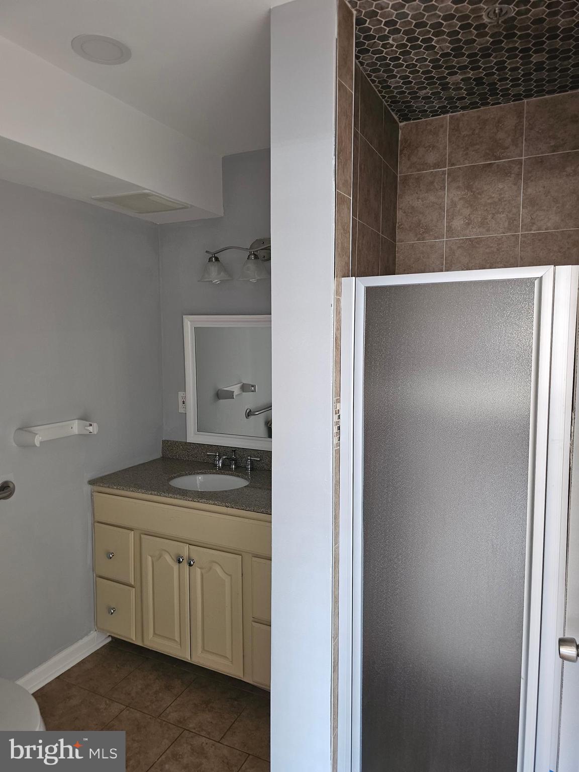 FISHTOWN - Commercial Sale