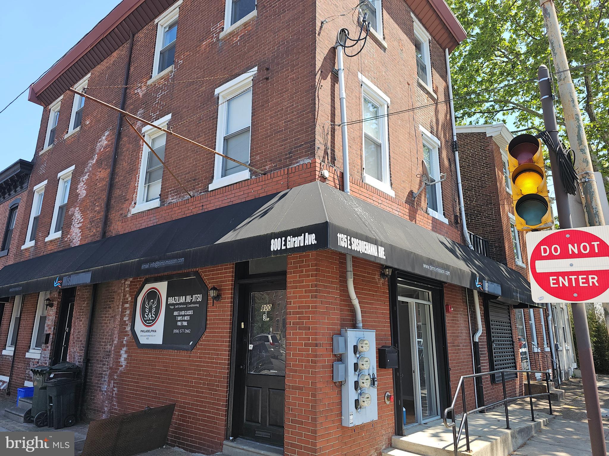 FISHTOWN - Commercial Sale