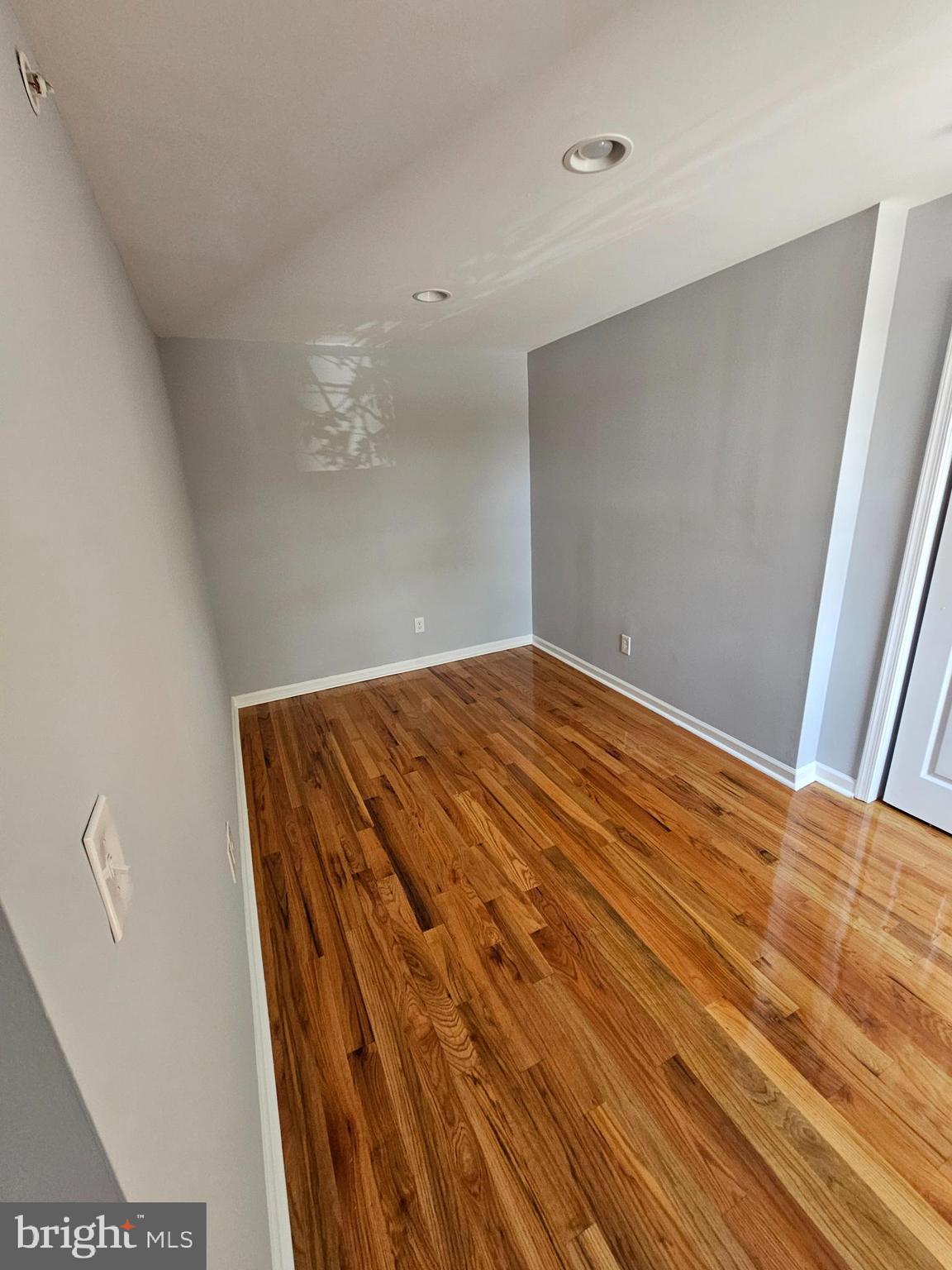 FISHTOWN - Commercial Sale