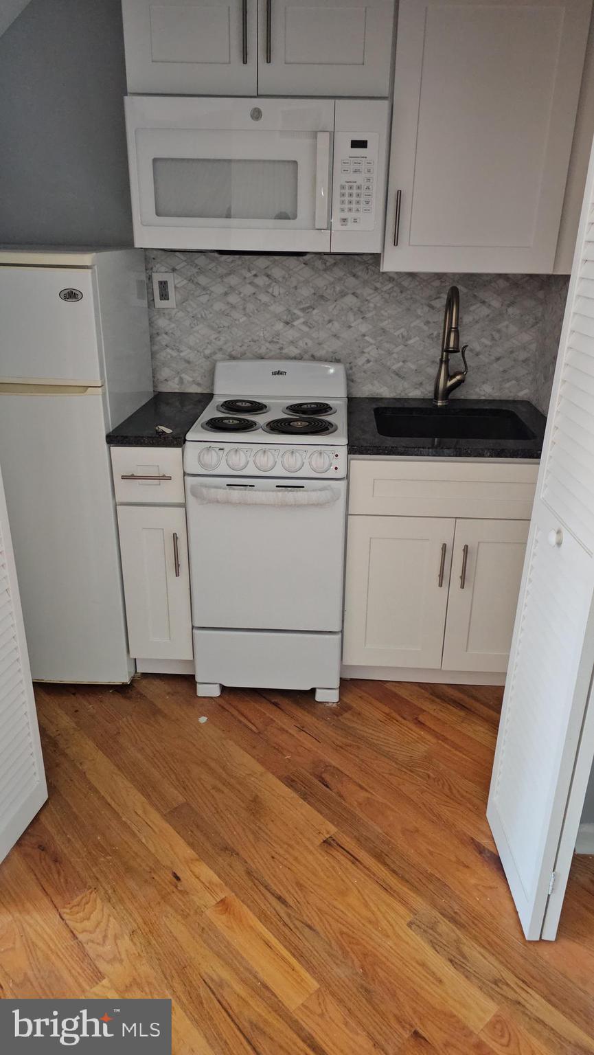 FISHTOWN - Commercial Sale