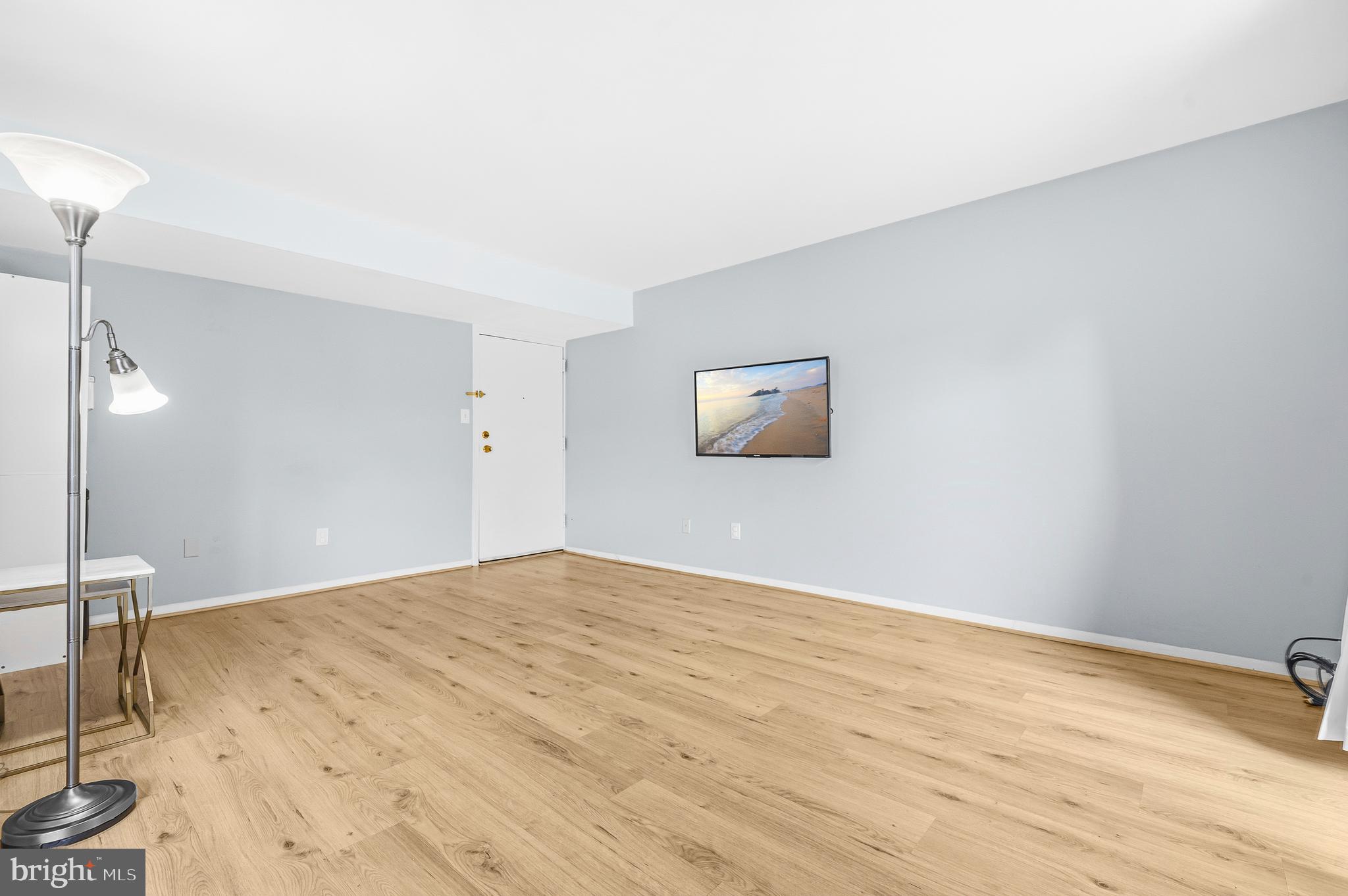1502 S GEORGE MASON DRIVE 2