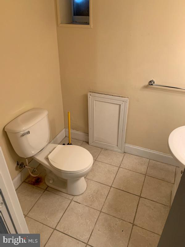 PHILADELPHIA (SOUTH) - Residential Lease