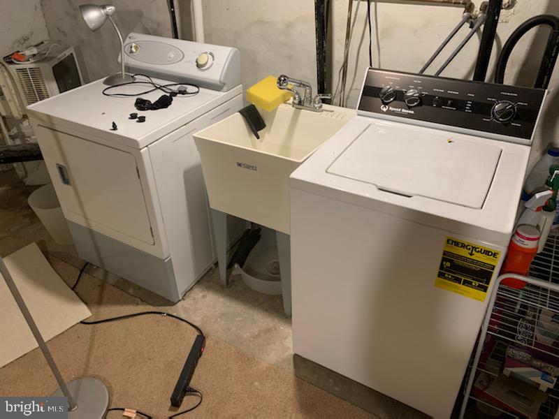 PHILADELPHIA (SOUTH) - Residential Lease