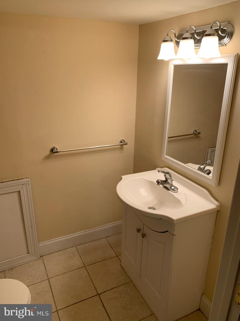 PHILADELPHIA (SOUTH) - Residential Lease