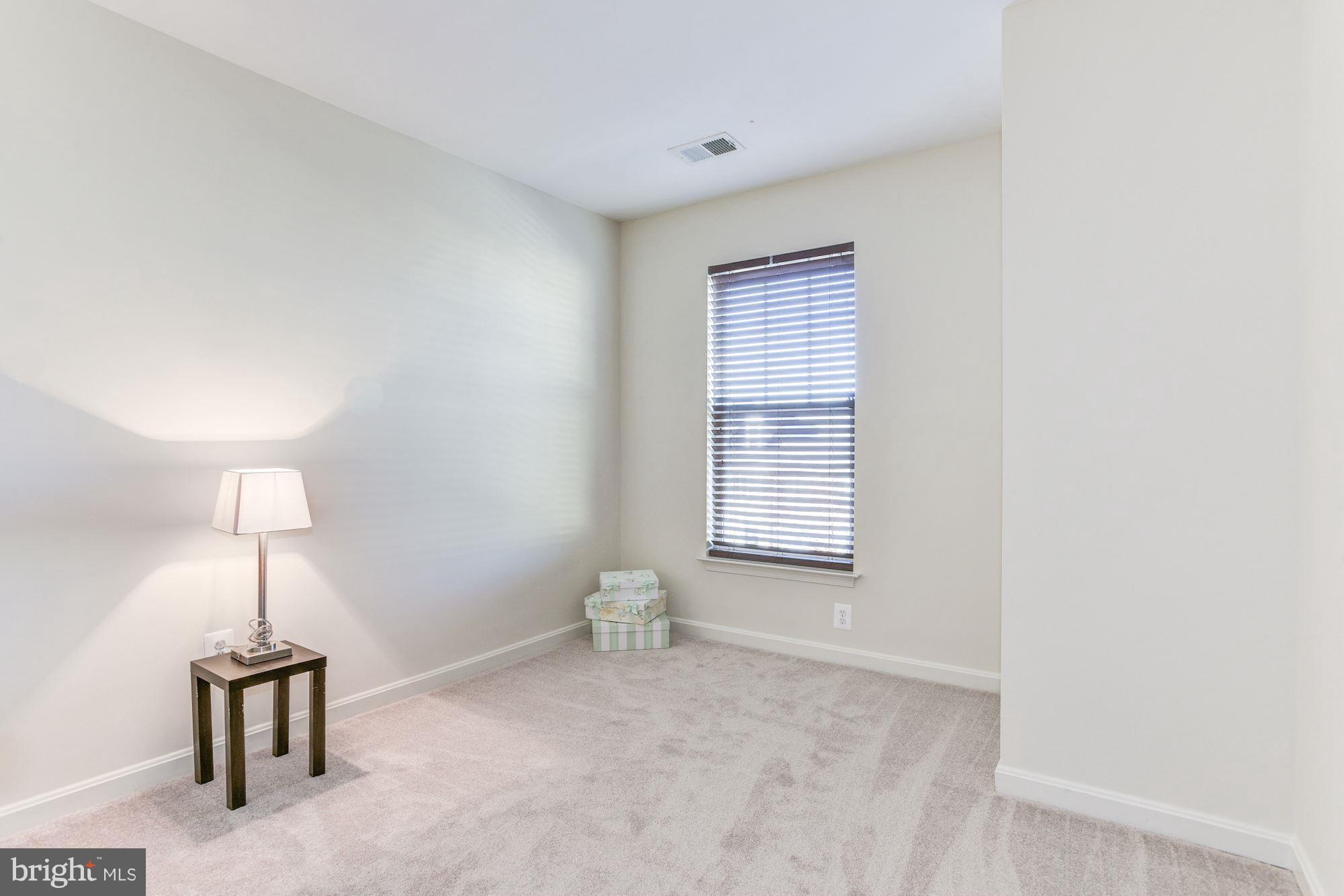 VICTORY LAKES - Residential