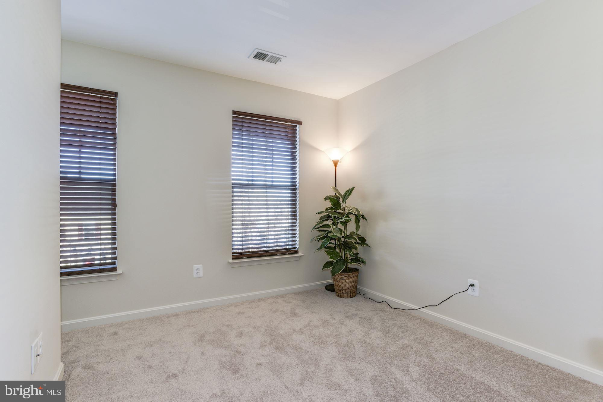 VICTORY LAKES - Residential