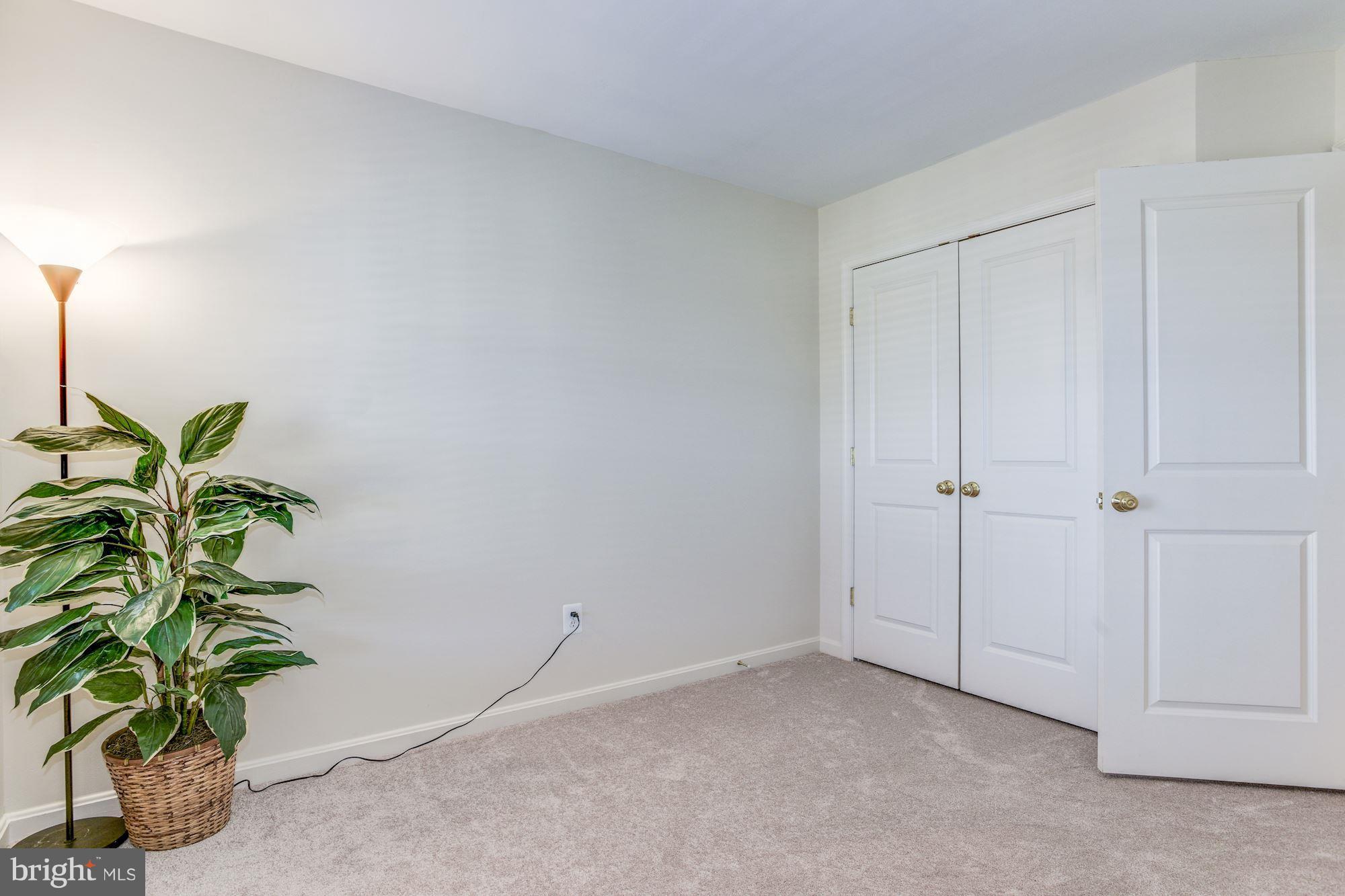 VICTORY LAKES - Residential