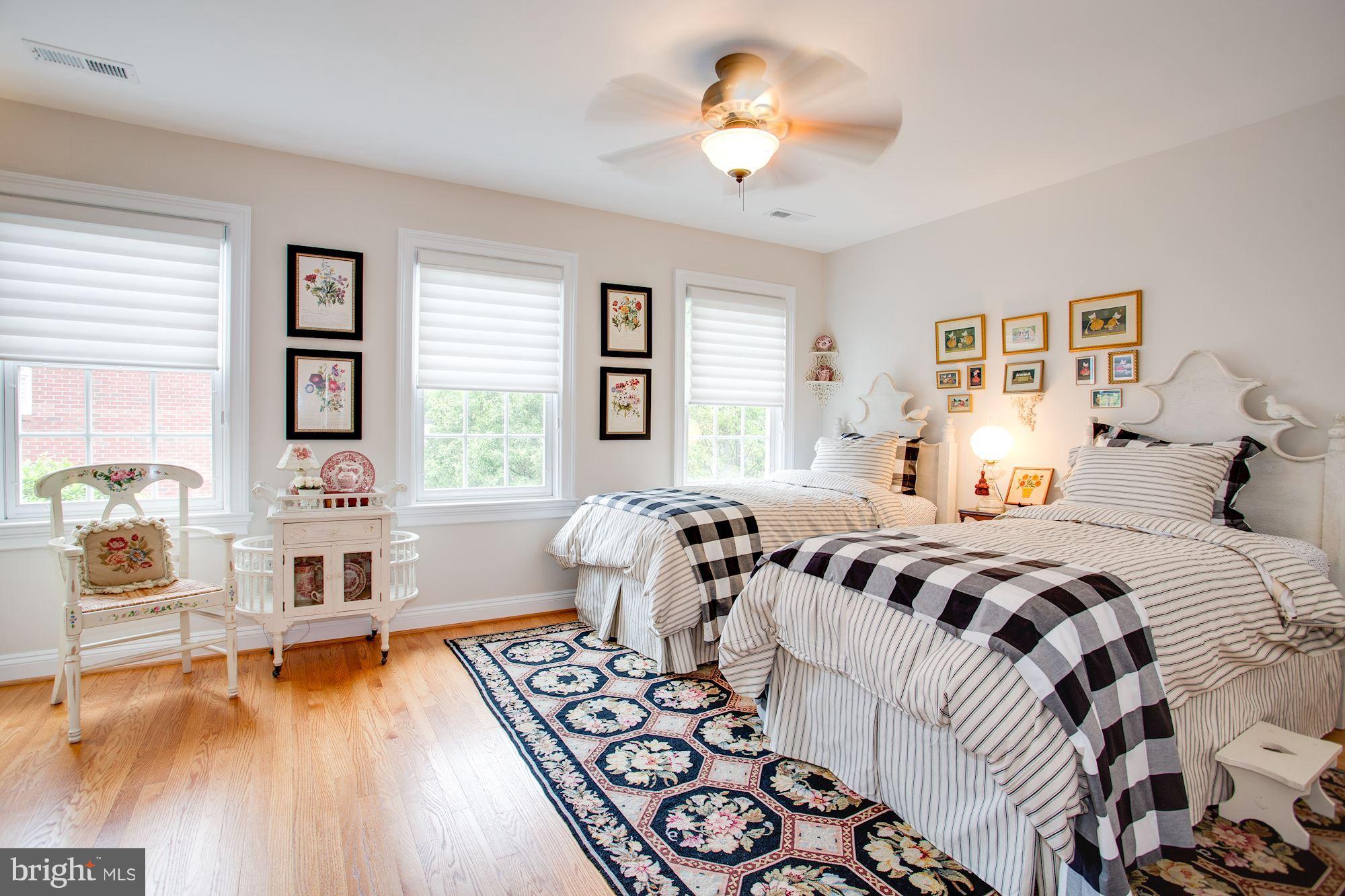 OLD TOWN - Residential