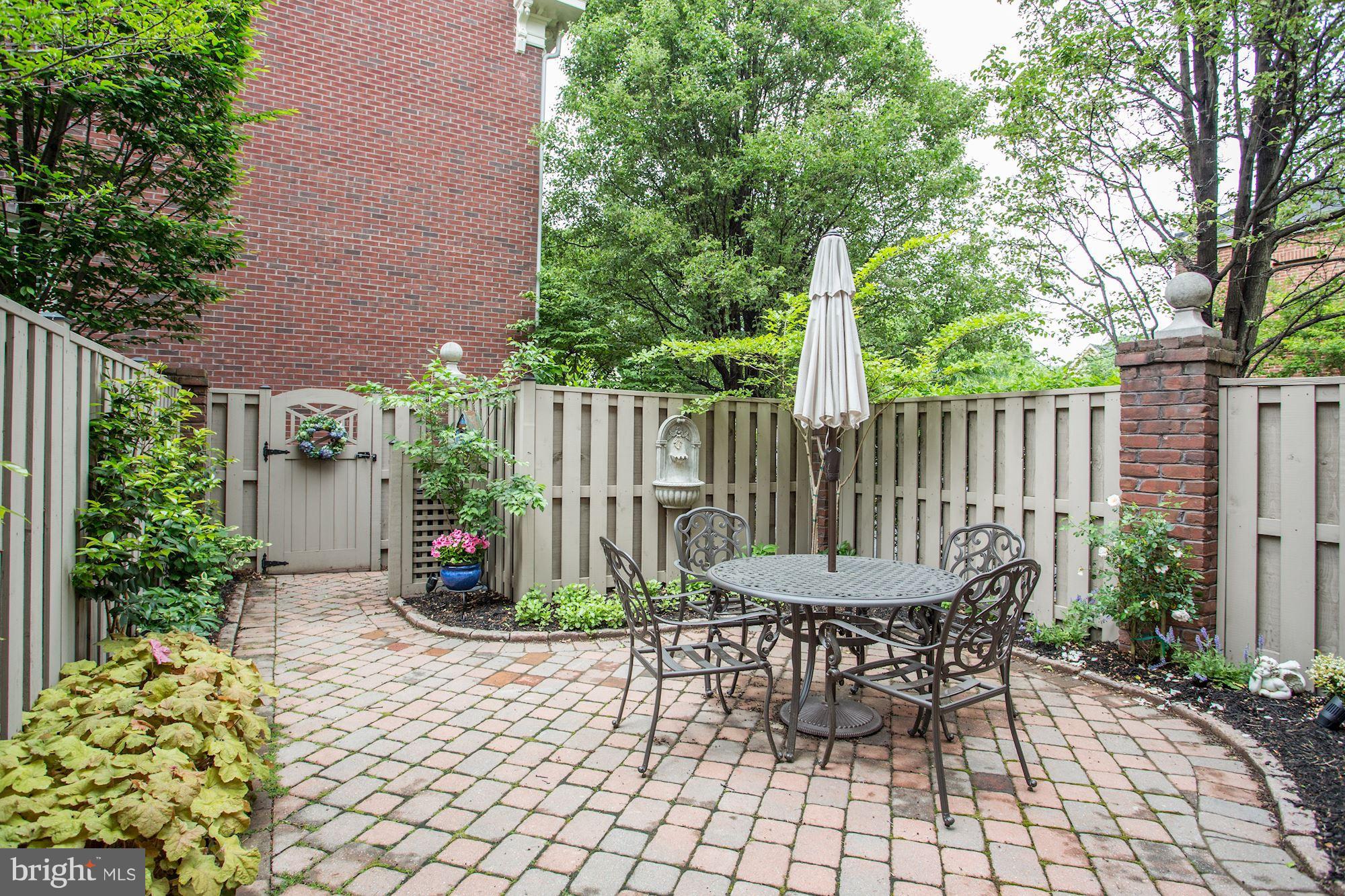 OLD TOWN - Residential