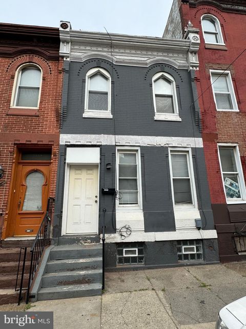 Townhouse For Sale - 2554 N 17th Street<br/> PHILADELPHIA, PA 19132