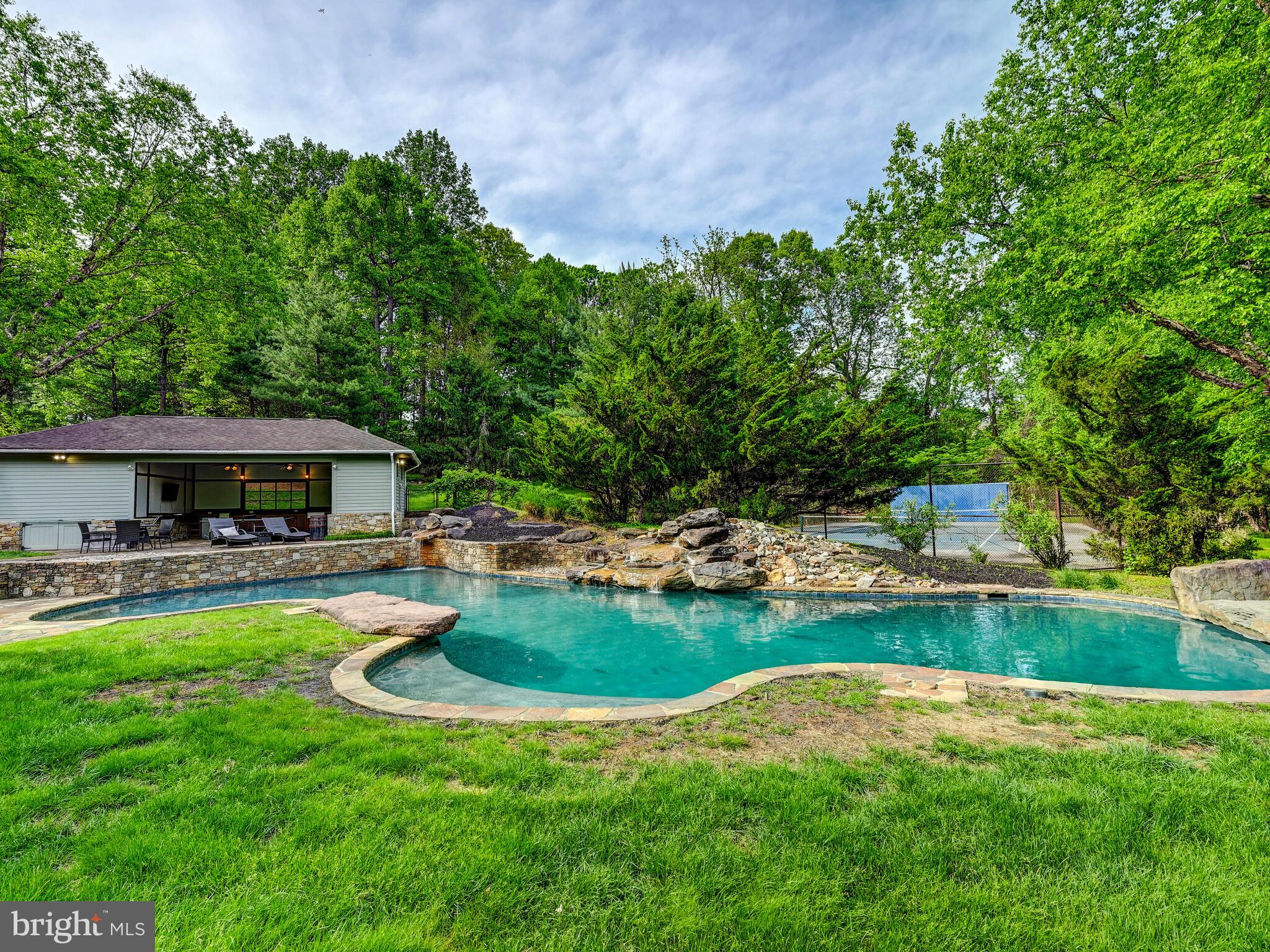 WORTHINGTON WOODSYDE - Residential