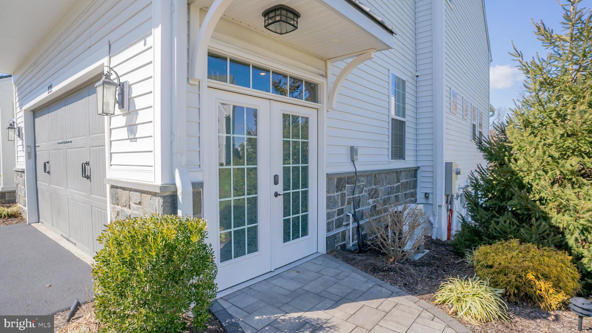 SQUIRES RIDGE - Residential