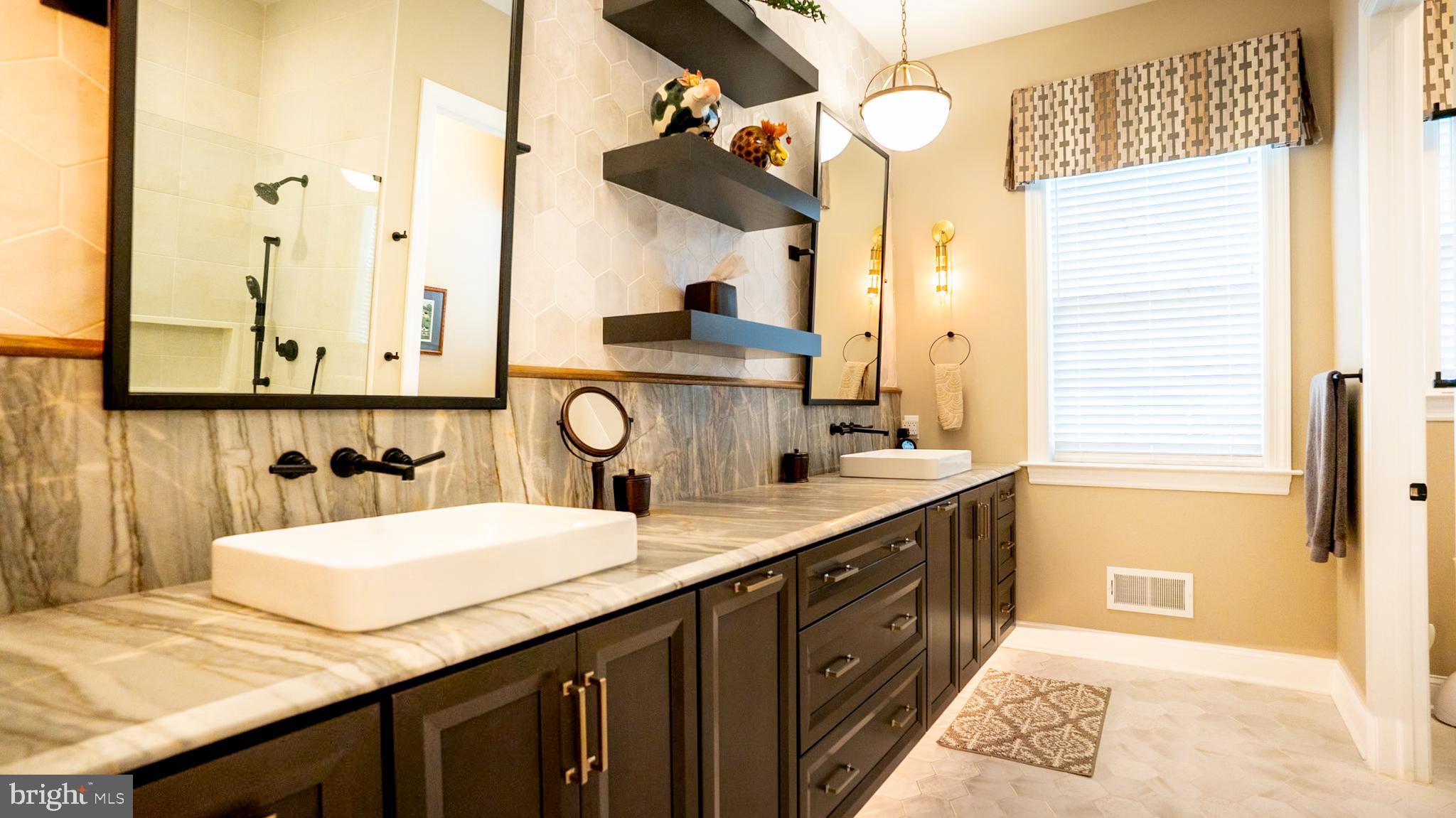 SQUIRES RIDGE - Residential