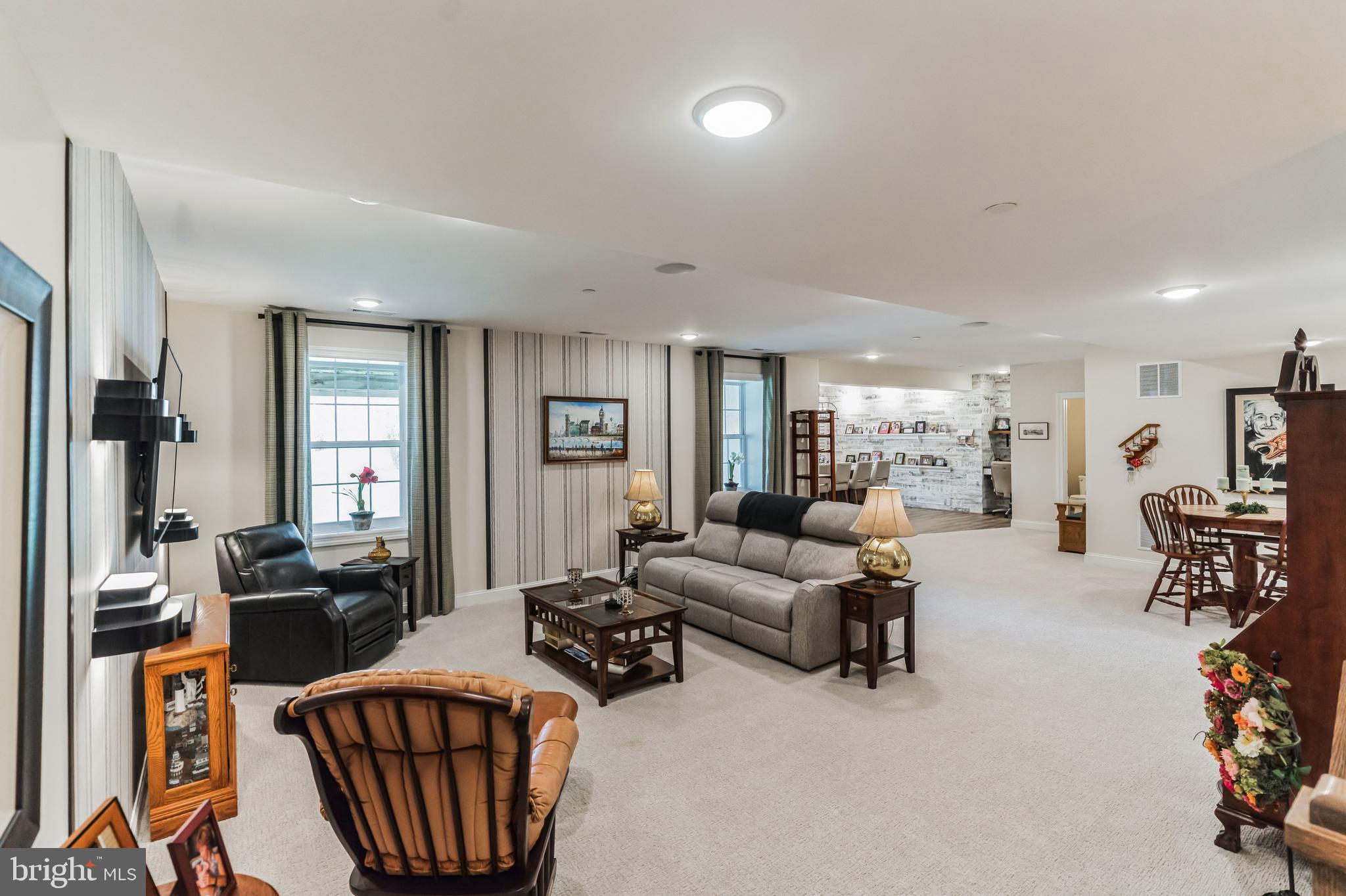 SQUIRES RIDGE - Residential