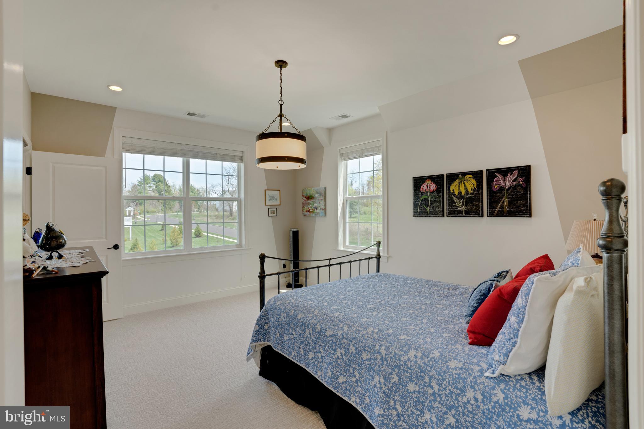 SQUIRES RIDGE - Residential