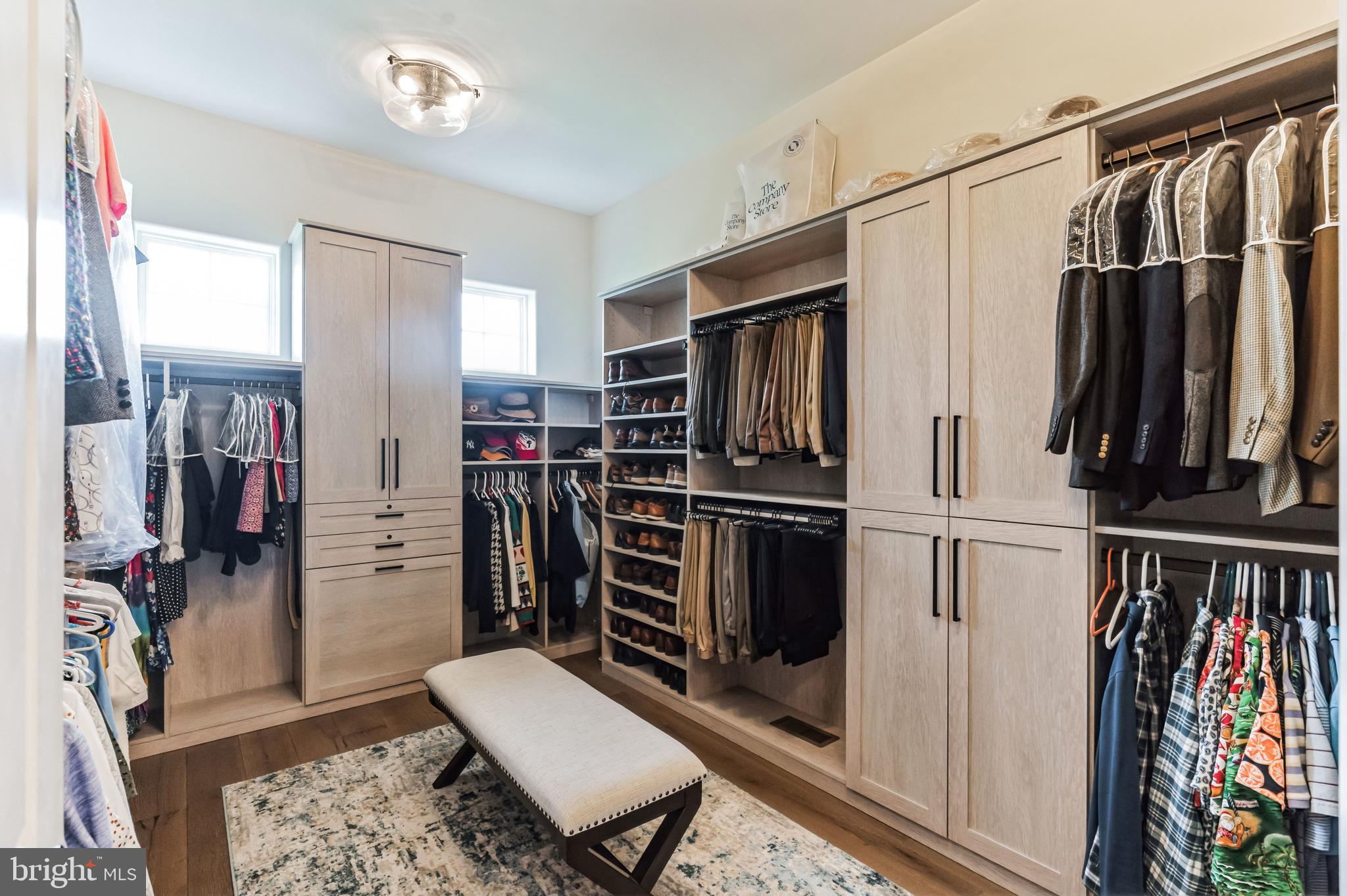 SQUIRES RIDGE - Residential