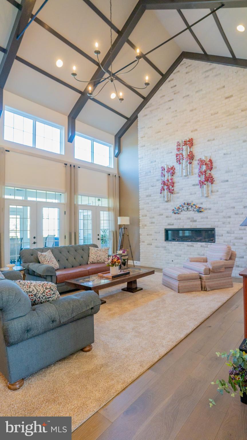 SQUIRES RIDGE - Residential