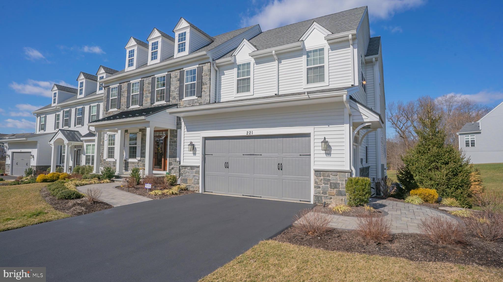 SQUIRES RIDGE - Residential