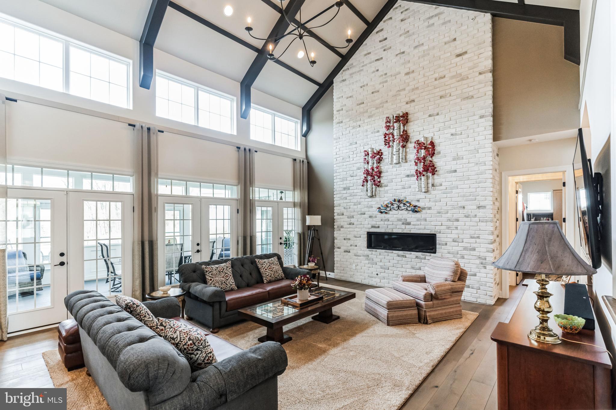 SQUIRES RIDGE - Residential