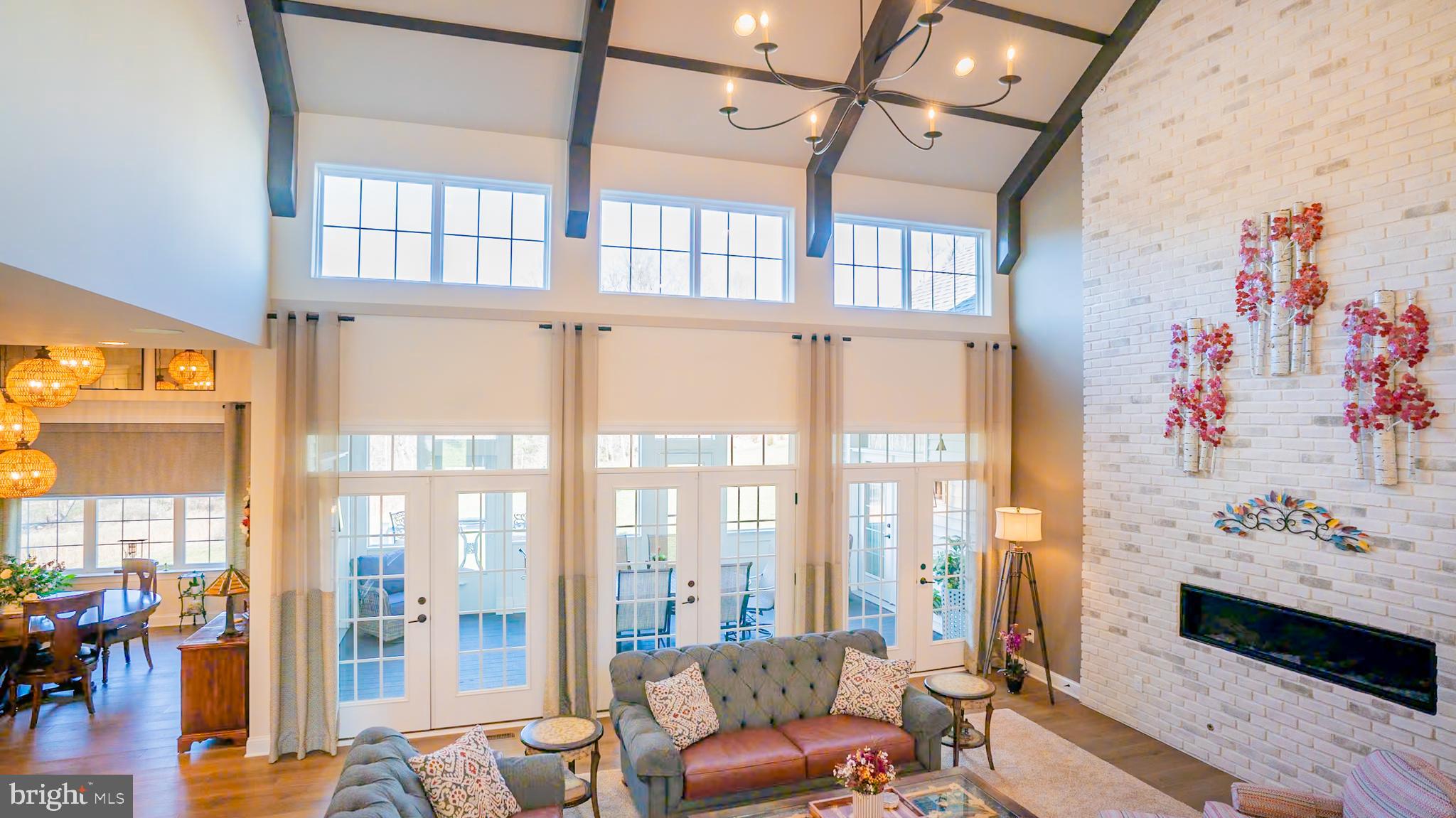 SQUIRES RIDGE - Residential